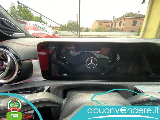 MERCEDES-BENZ CLA 200 Automatic Premium AMG LINE
