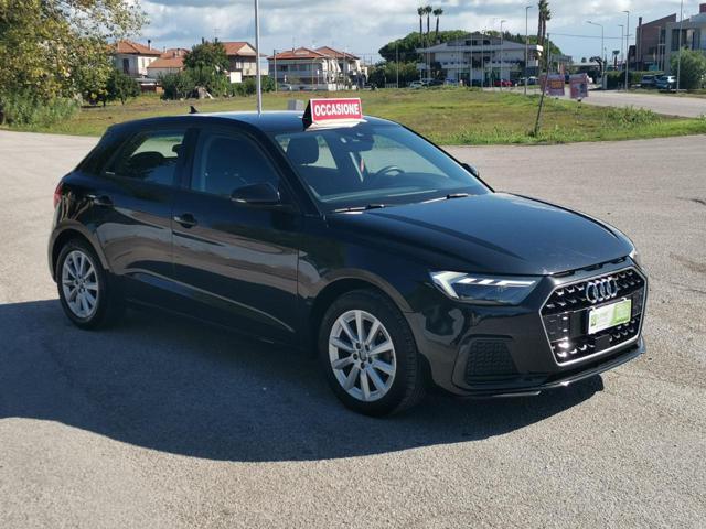 AUDI A1 SPB 25 TFSI - Fari LED