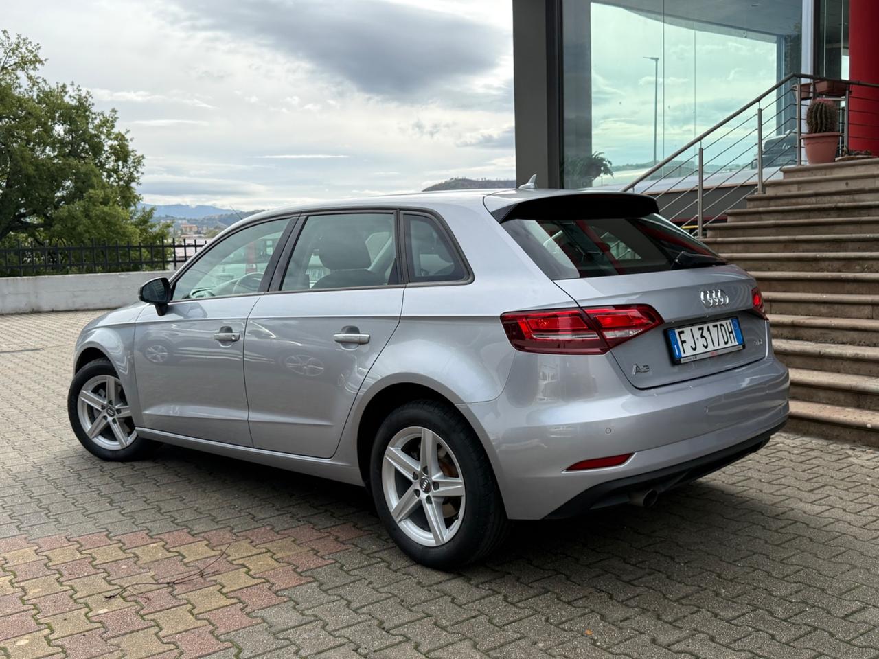 Audi A3 SPB 1.6 TDI 116 CV S tronic Sport