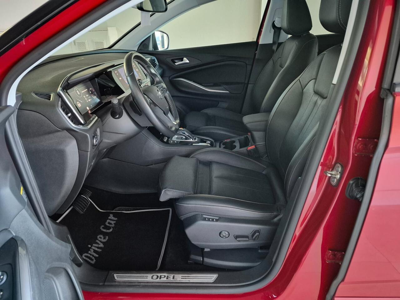 Opel Grandland 1.5 DIESEL ULTIMATE AUTO LED PELLE NAVI APPLE CAR PLAY & ANDROID AUTO SEDILI RAFFREDDABILI VOLANTE RISCALDABILE 360° ACC