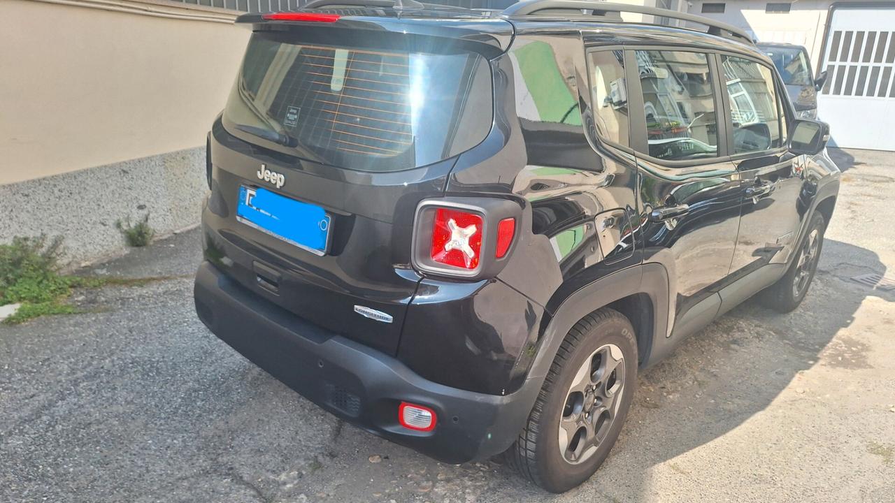 Jeep Renegade 1.6 E-TorQ EVO Longitude