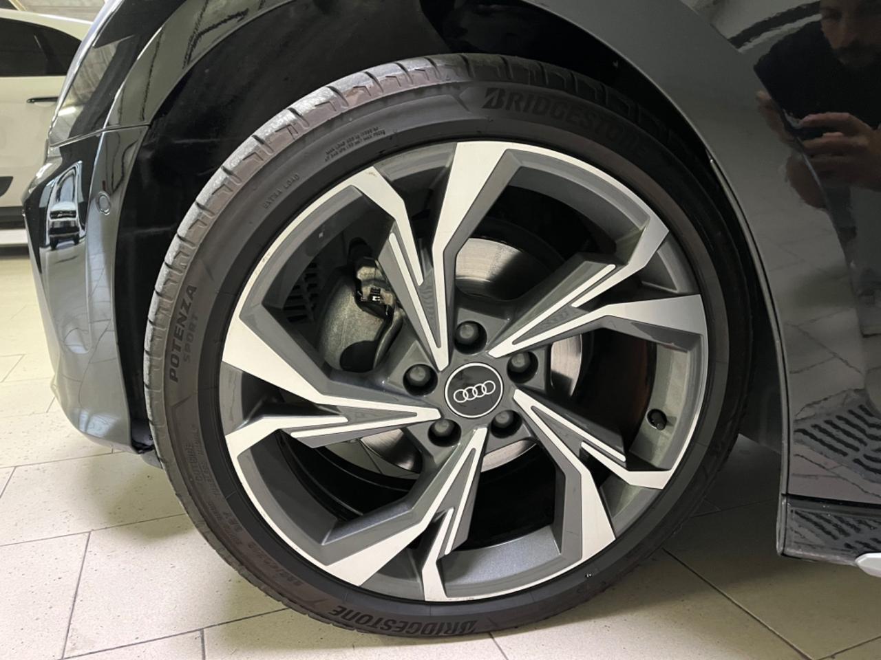 Audi A3 SPB 30 TFSI S tronic line edition