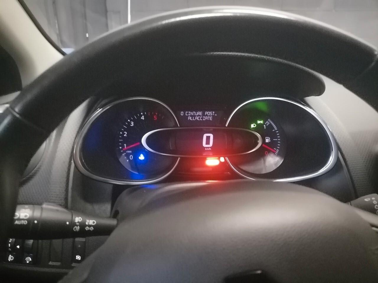 Renault Clio dCi 8V 75 CV Start&Stop 5 porte Energy Duel