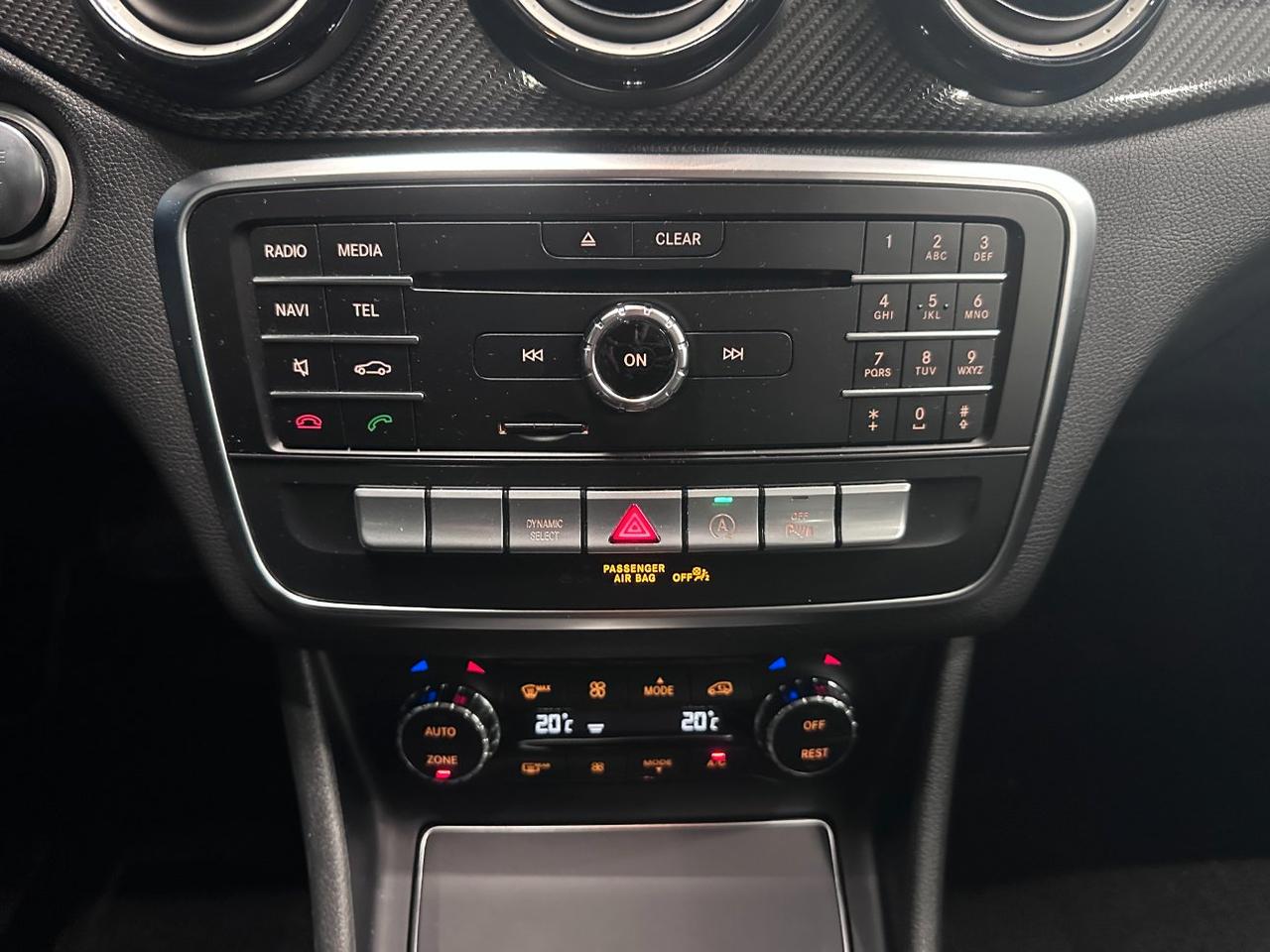Mercedes GLA 200 d Night Edition auto