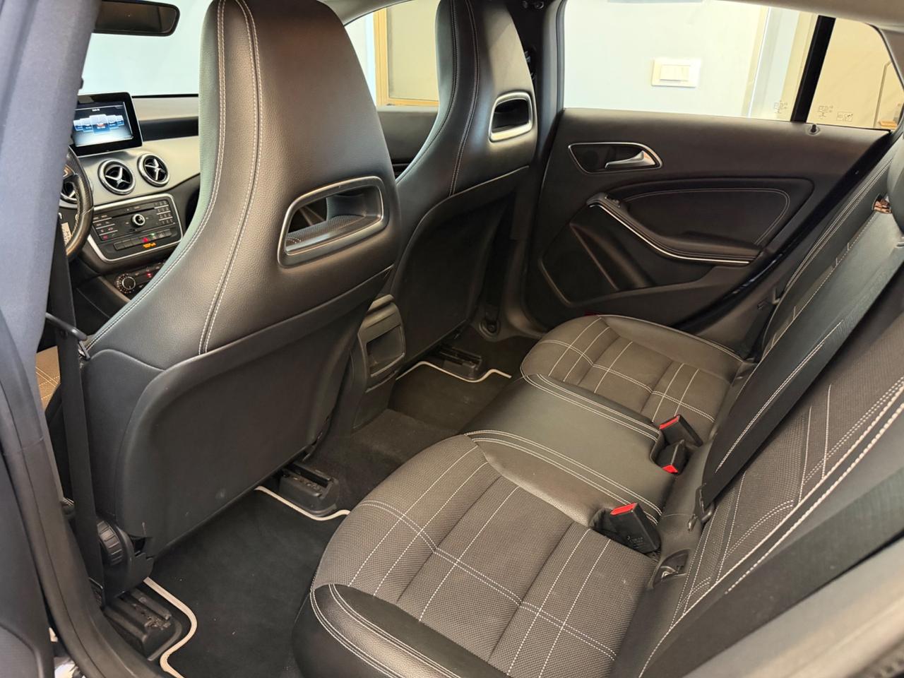 MERCEDES CLA (C-X117) ('13'-'19') CLA 180 D SW PREMIUM (80 KW) Valore di listino: € 37230