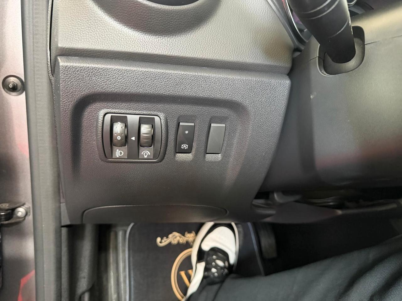 Renault Captur dCi 8V 90 CV EDC Initiale Paris