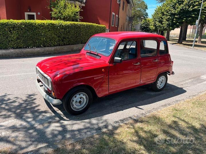 RENAULT 4