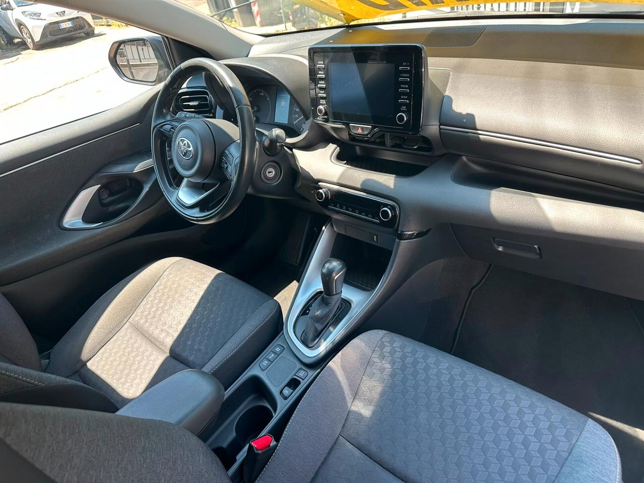 Toyota Yaris 1.5 Hybrid 5 porte Business