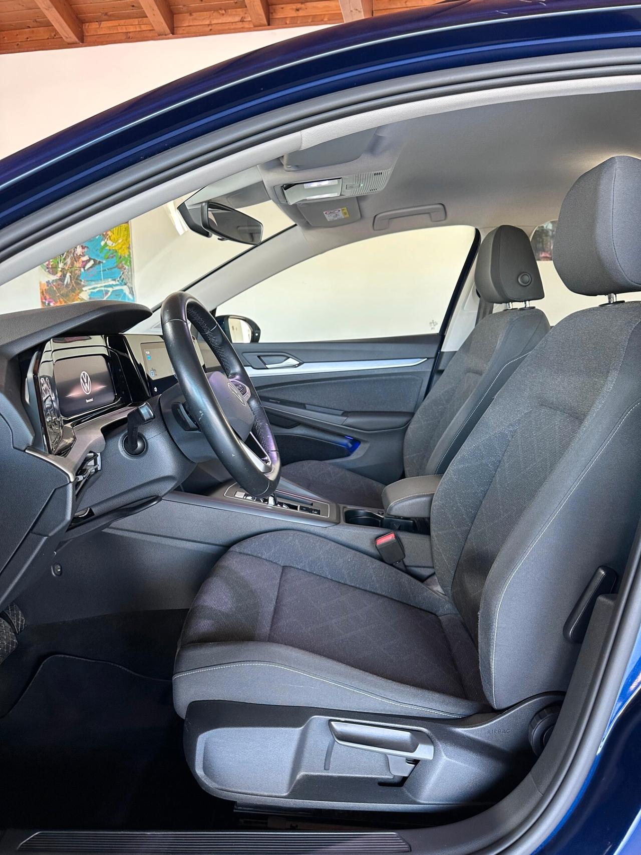 VOLKSWAGEN GOLF VARIANT STATION 2.0 TDI 150 CV DSG SCR LIFE