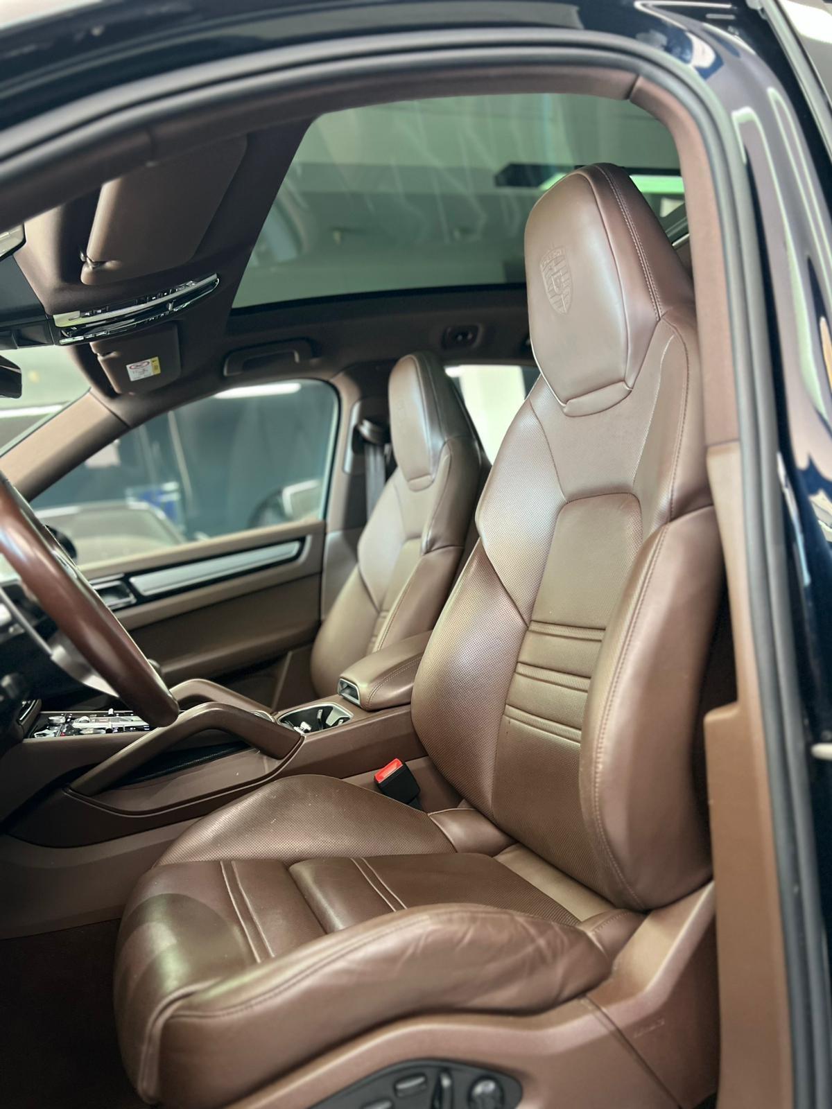 Porsche Cayenne Coupé 3.0 V6 Platinum Edition