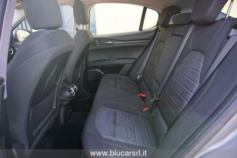 Alfa Romeo Stelvio 2.2 Turbodiesel 160 CV AT8 RWD Business