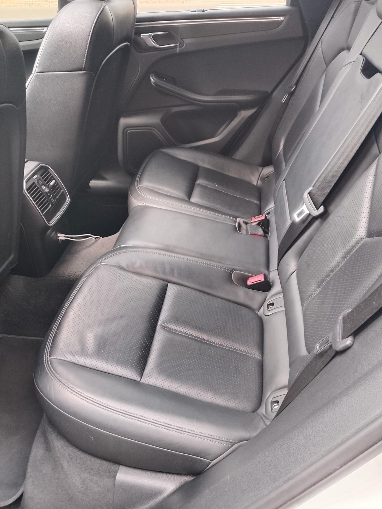 Porsche Macan 2.0