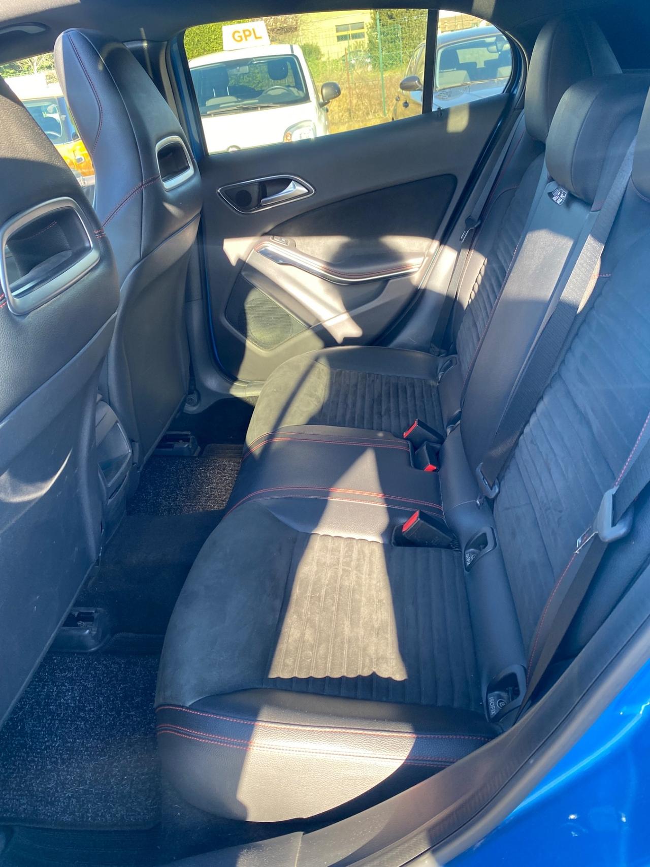 Mercedes-benz GLA 200 GLA 200 d Premium
