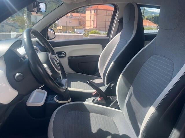Renault Twingo SCe EDC Lovely