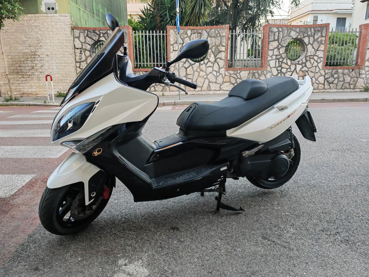 Kymco Xciting 300i KIMICO R