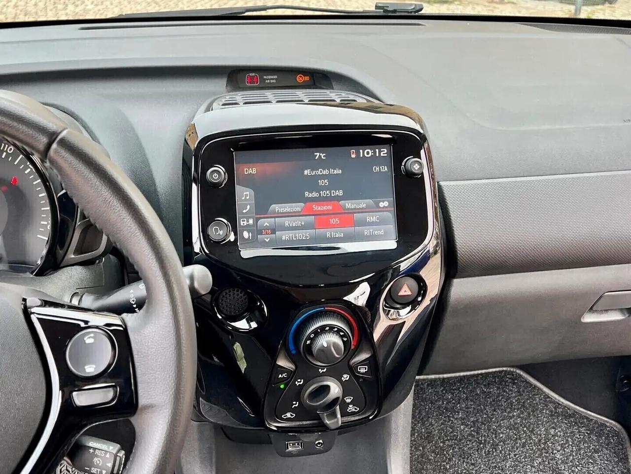 Citroen C1 VTi 72 S&S 5 porte Shine