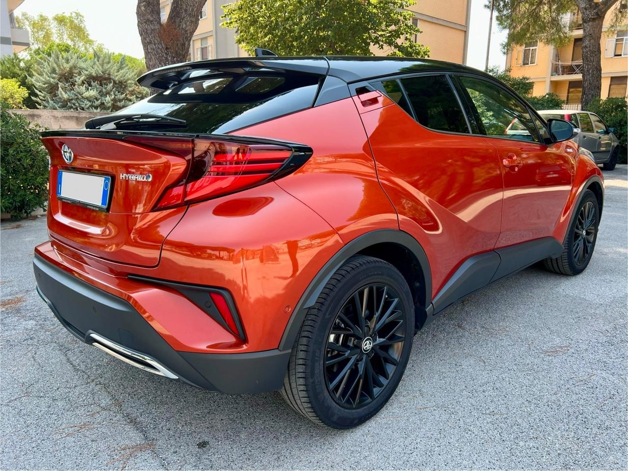 Toyota C-HR 2.0 Hybrid E-CVT Premiere