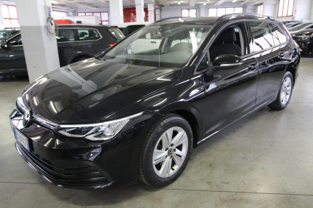 VOLKSWAGEN Golf Variant 1.5 TGI DSG Life