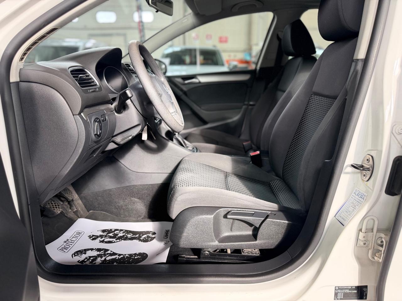 Volkswagen Golf 1.6 TDI DPF 5p. Comfortline Neopatentati