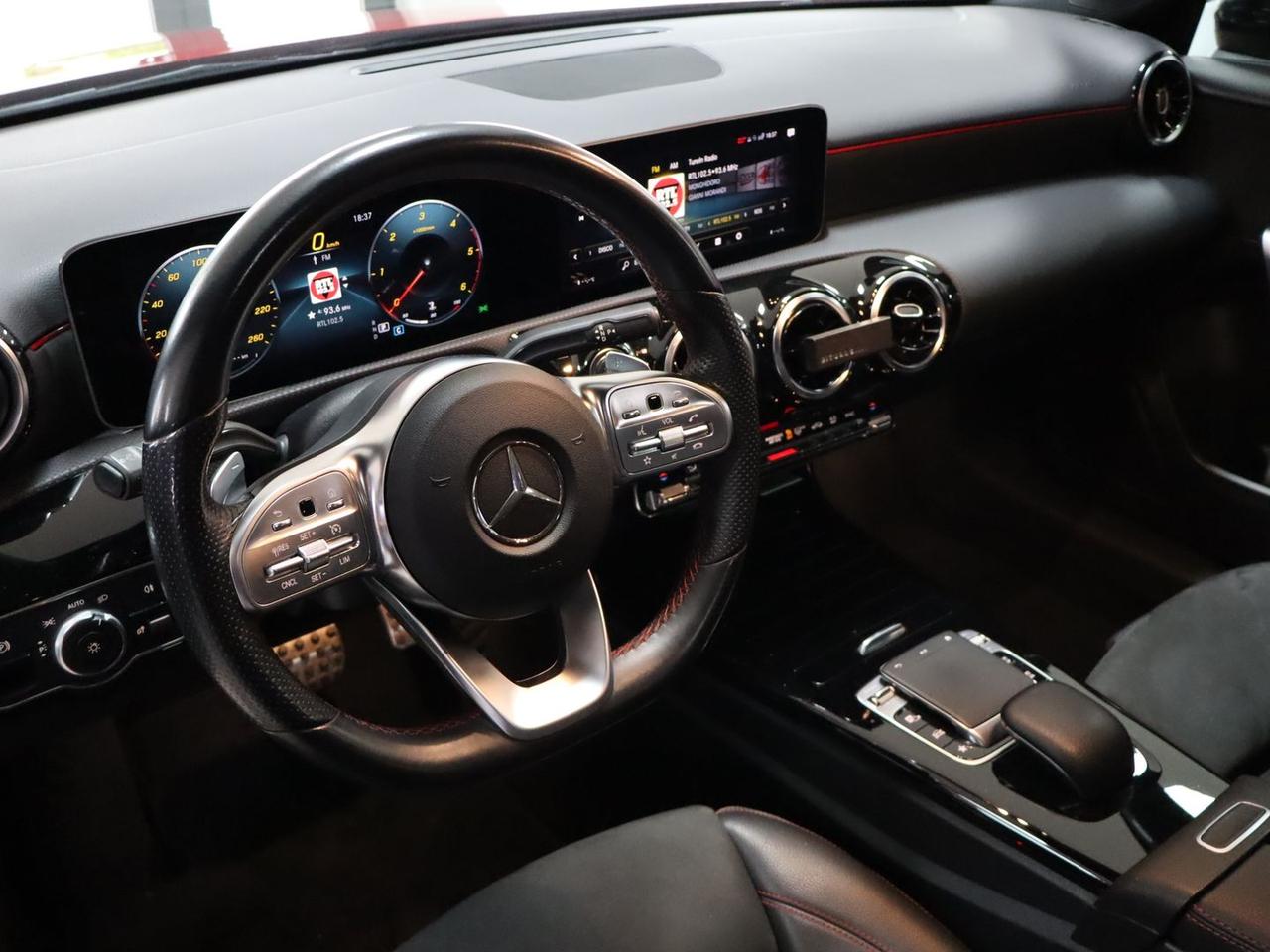 Mercedes-Benz A 180 AMG Line Premium A 180 #10439