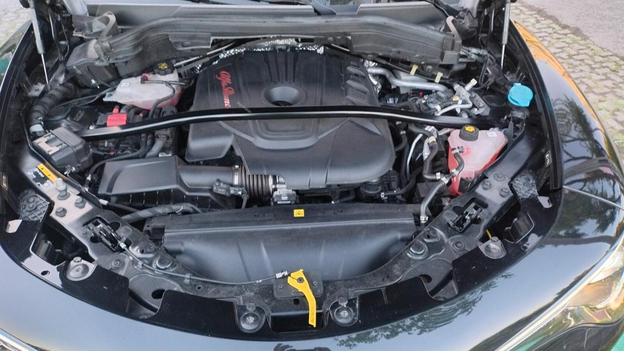 Alfa Romeo Stelvio 2.2 Turbodiesel 210 CV AT8 Q4 Veloce POSSIBILTA' DI GARANZIA EUROPEA