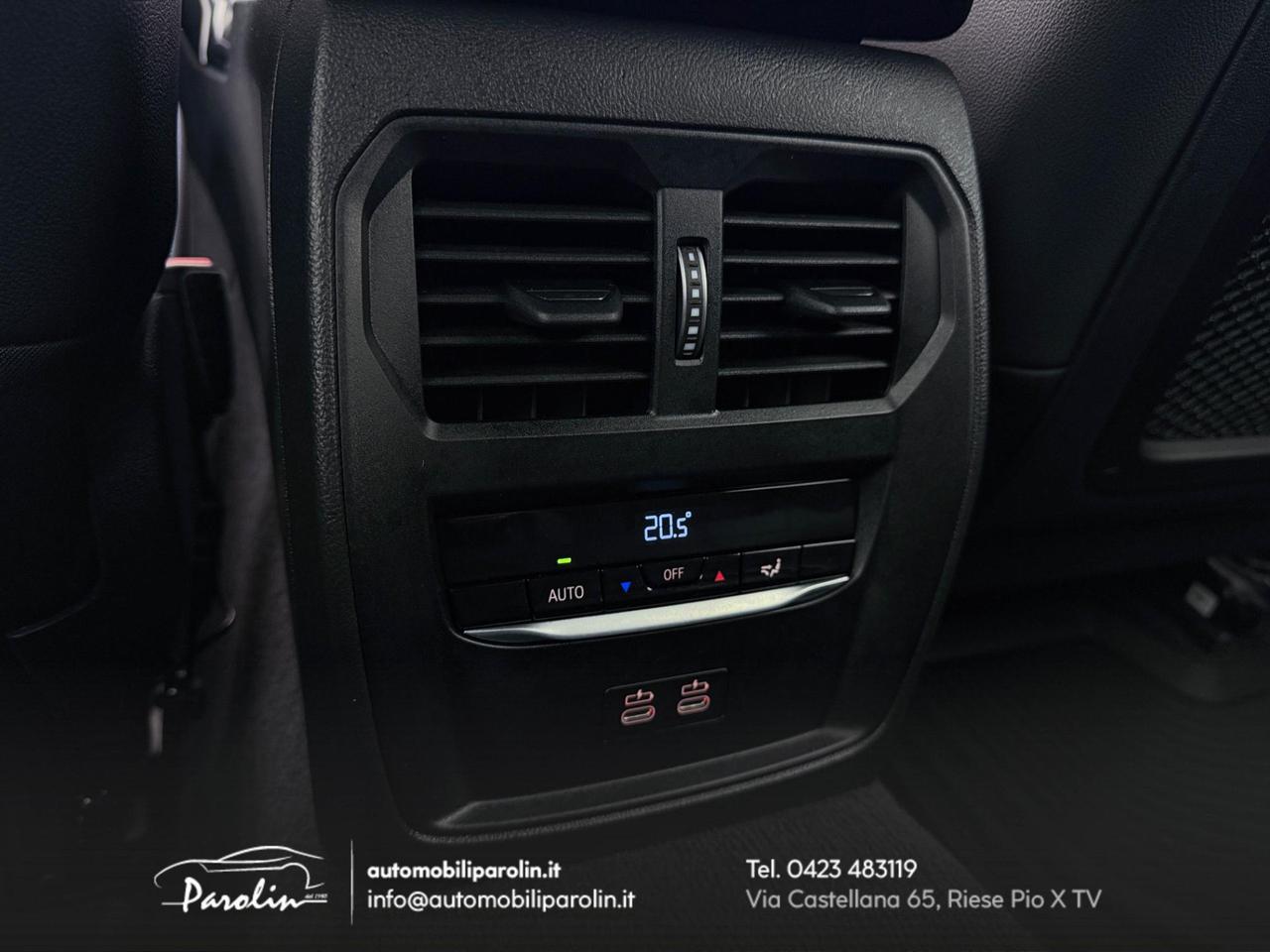 BMW Serie 3 Touring 330e Touring xDrive Msport Black pack-Tanzanite