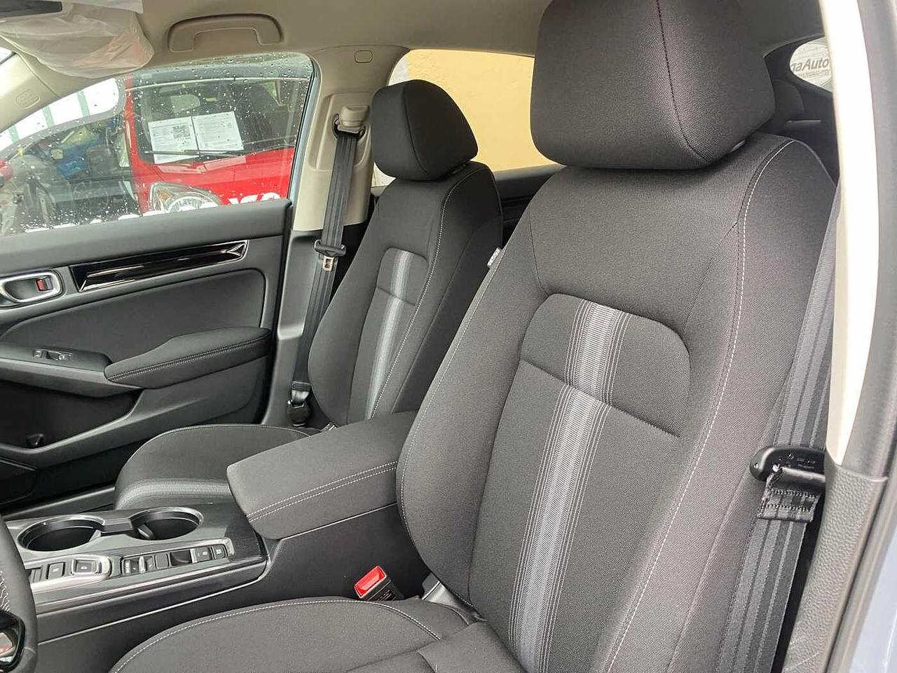 Honda Civic 2.0 Hev eCVT Elegance