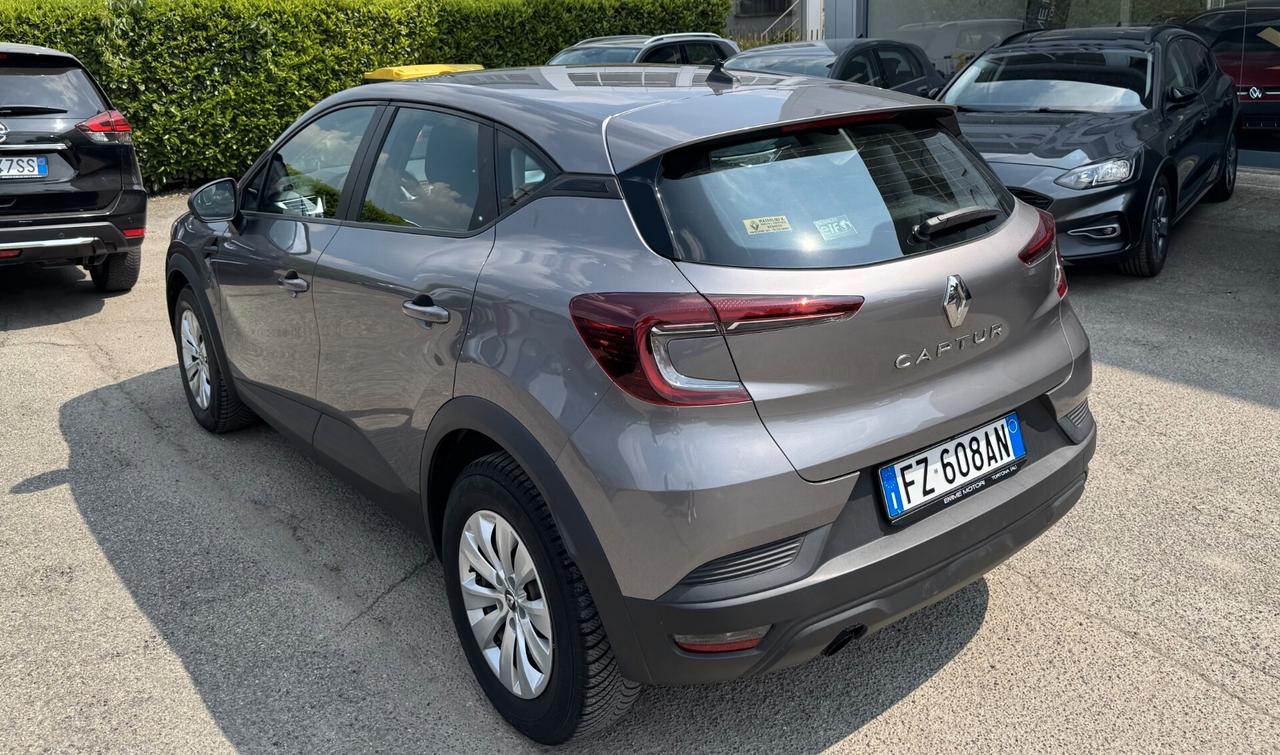 Renault Captur 1.0 tce 101cv / NO VINCOLI / Unico P.