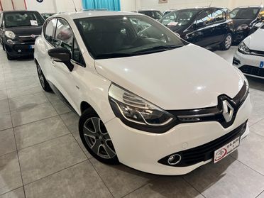 Renault Clio 1.5 75CV - Costume National - 2015