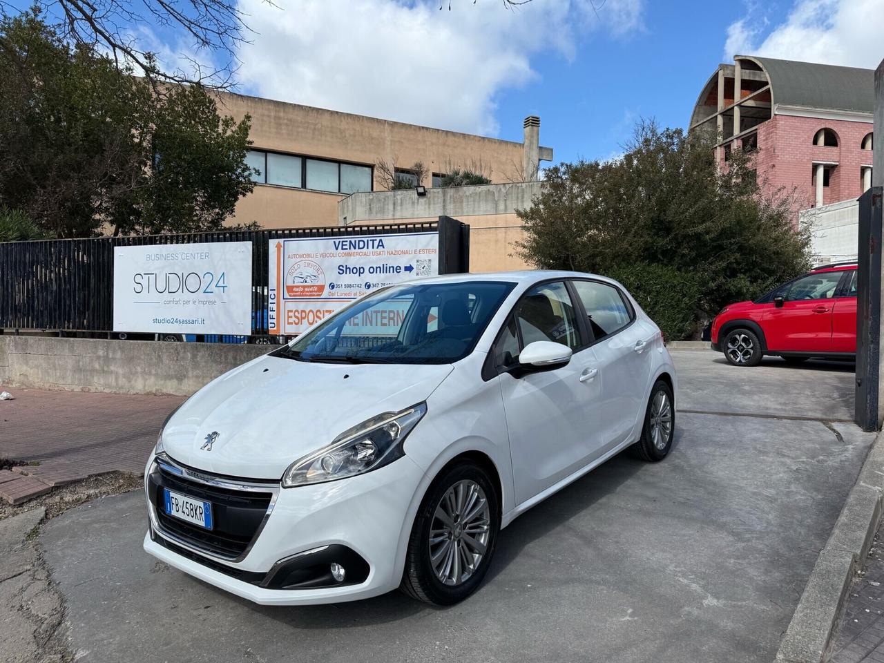 Peugeot 208 KM. 52.000! 5 porte Active