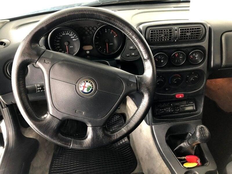 Alfa Romeo Gtv/Spider Gtv 2.0i 16V Twin Spark cat
