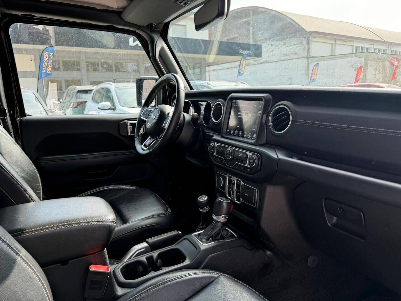 Jeep Wrangler Unlimited 2.2 Mjt II Sahara