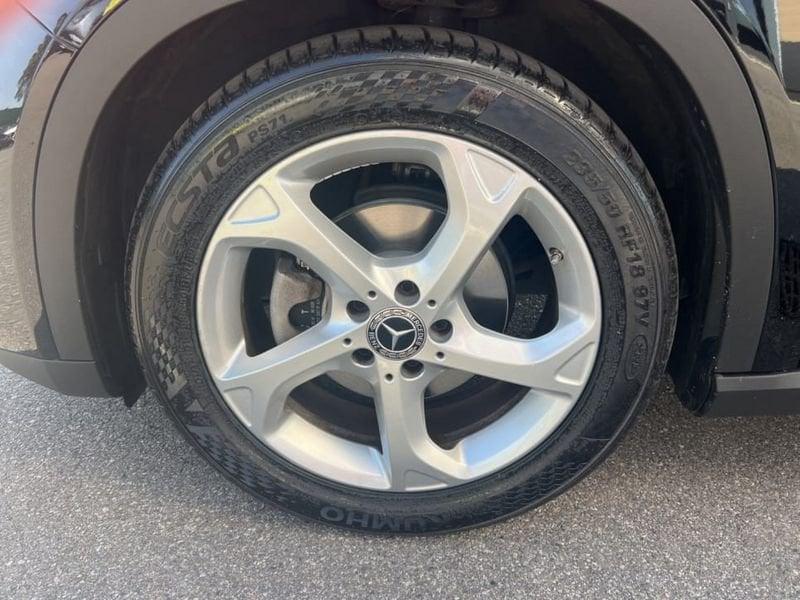 Mercedes-Benz GLA 180 SPORT AUTO