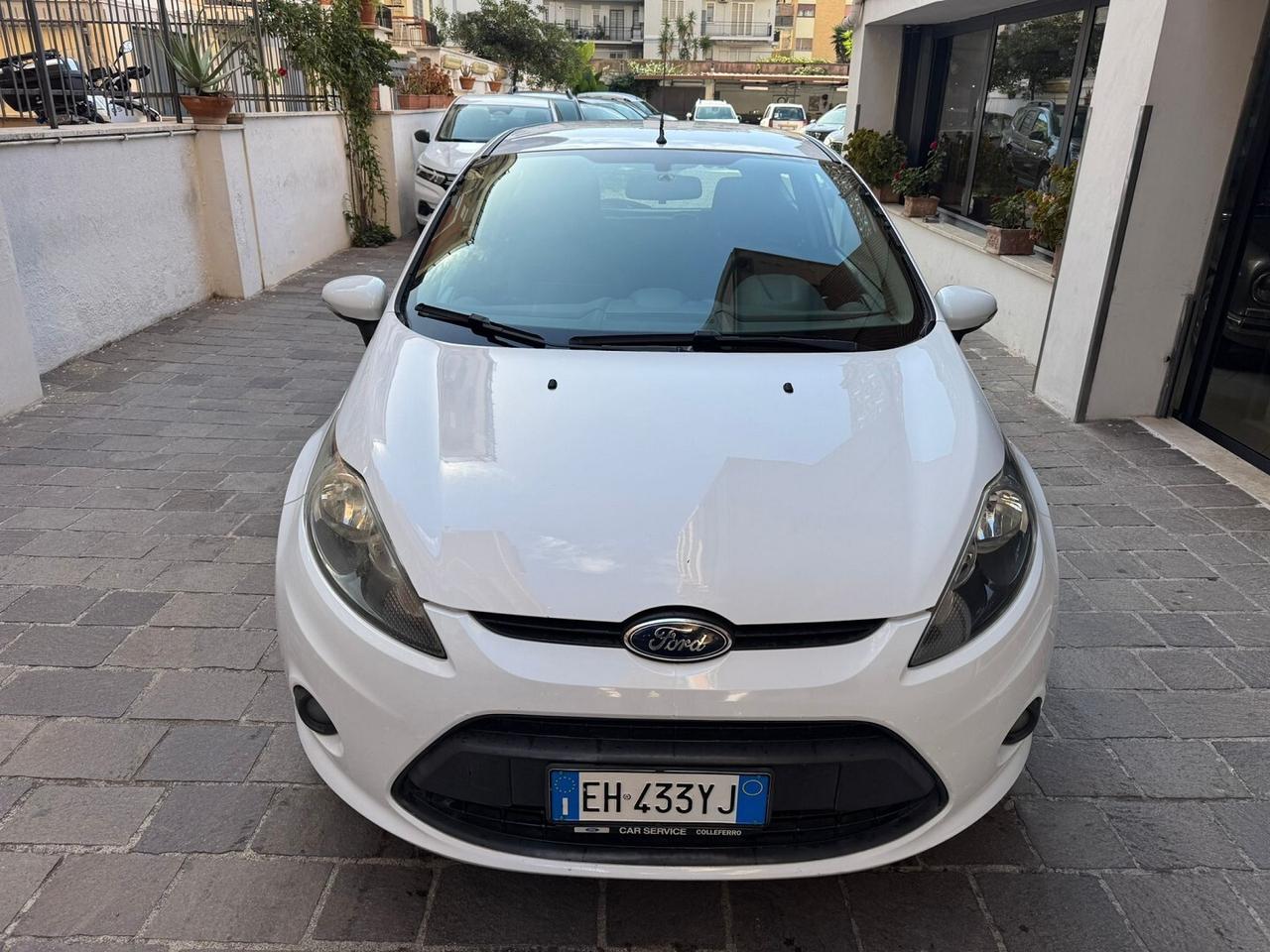FORD Fiesta 1.4 TDCi 70CV 3 porte Titanium