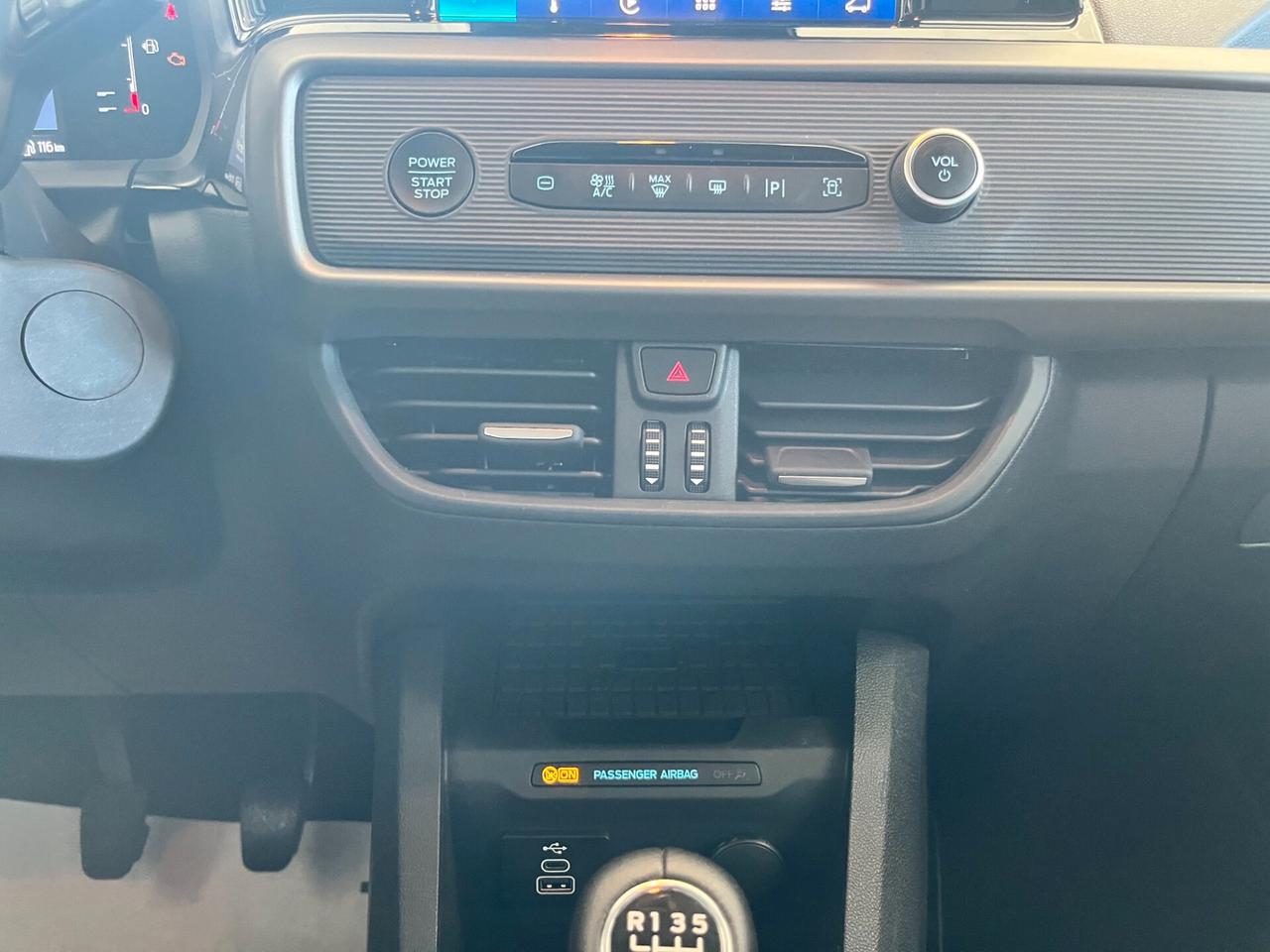 Ford Tourneo Courier Tourneo Courier 1.0 EcoBoost Titanium