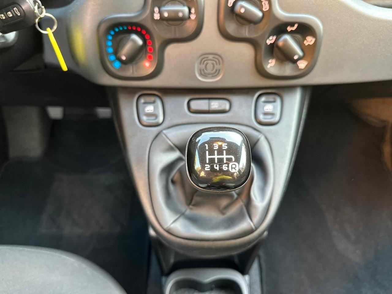Fiat Panda 1.0 FireFly S&S Hybrid City Life 5posti USB C.VOLANTE