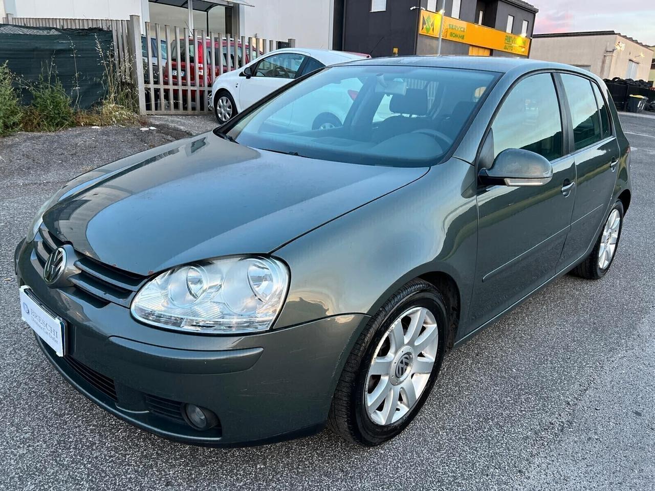Volkswagen Golf 2.0 16V TDI 5p. Sportline