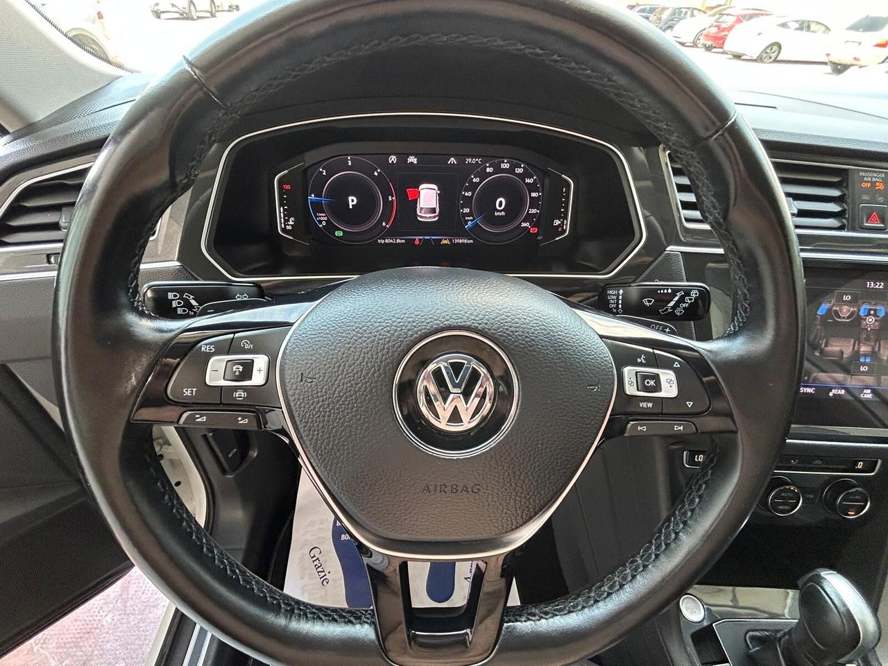 Volkswagen Tiguan 2.0 TDI SCR DSG 4MOTION R-LINE