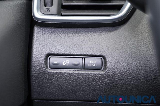 NISSAN Qashqai 1.2 DIG-T N-CONNECTA NEOPATENTATI TETTO PANORAMA