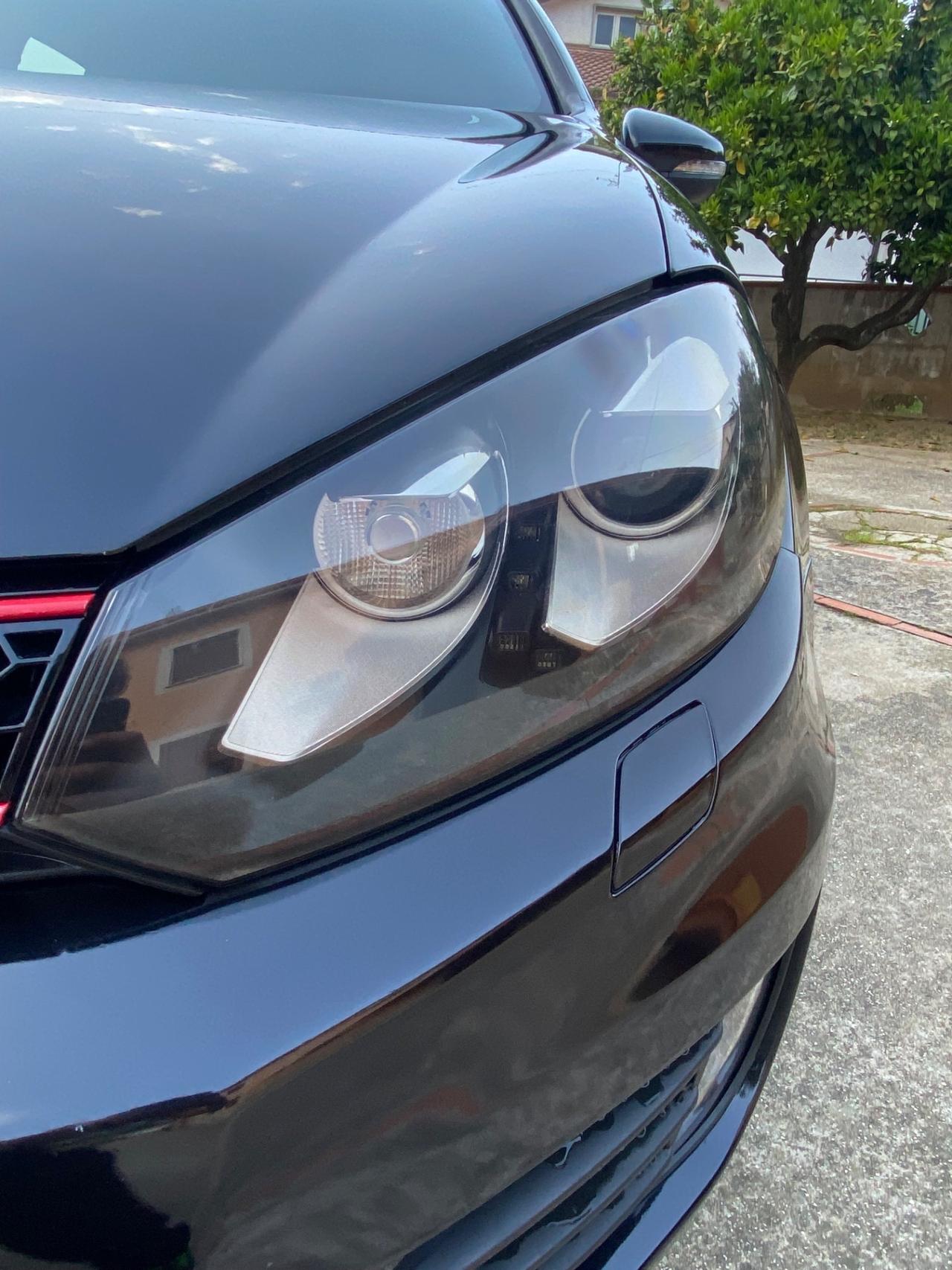 Volkswagen Golf GTI 2.0 TSI 5p.