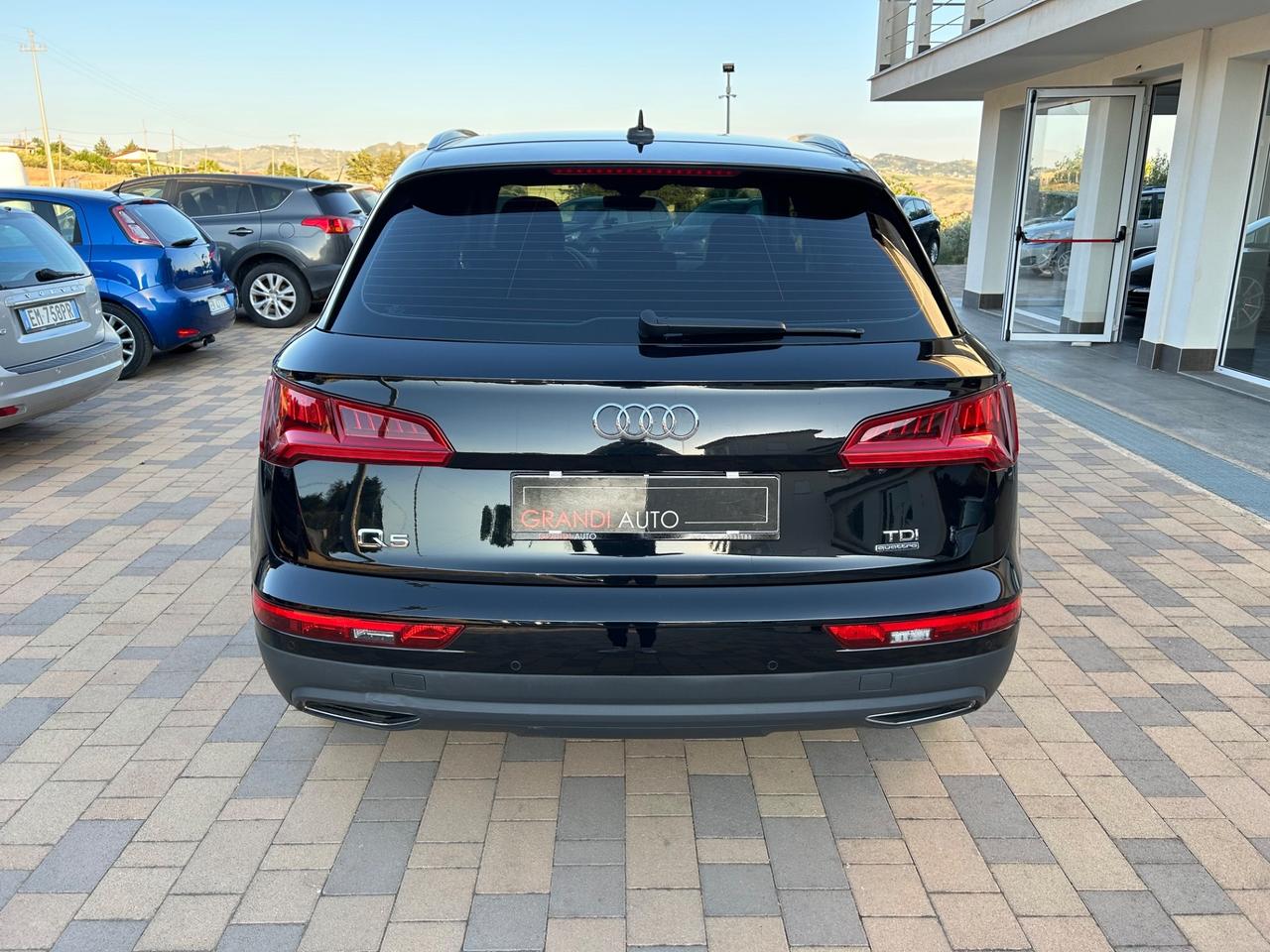Audi Q5 2.0 TDI 190 CV quattro S tronic Sport