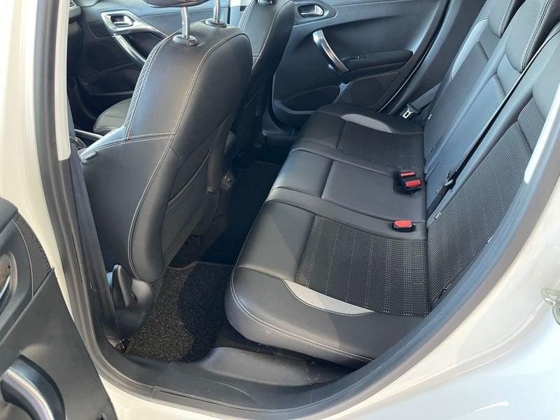 Peugeot 2008 1.6 e-HDi 92cv FAP® S&S Allure