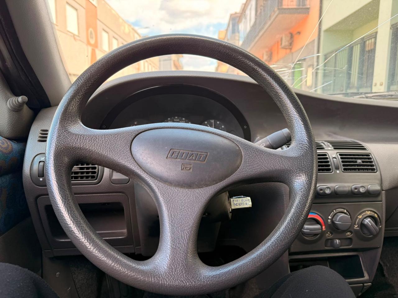 Fiat Punto 60 cat Cabrio 1.2 BENZINA CON 180MILA KM