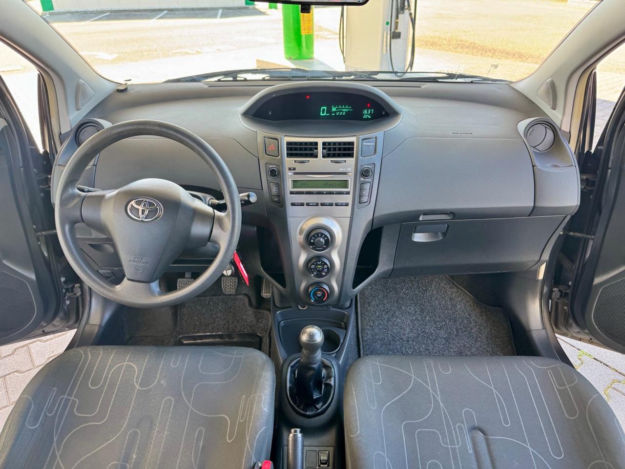 Toyota Yaris 1.0 5 porte Lounge