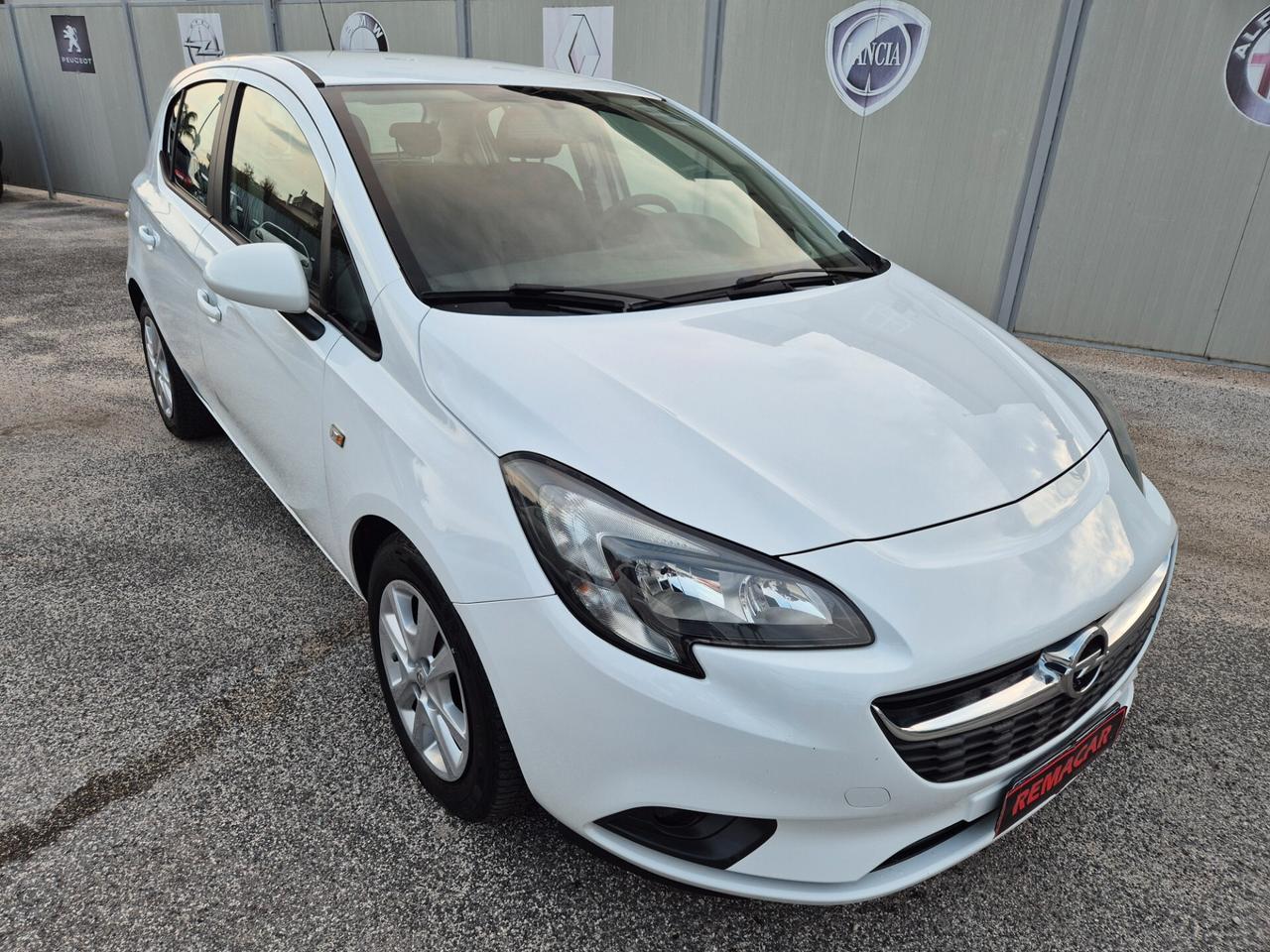 Opel CORSA 1.4 90CV GPL RESTAYLING NUOVA FULL Cosmo
