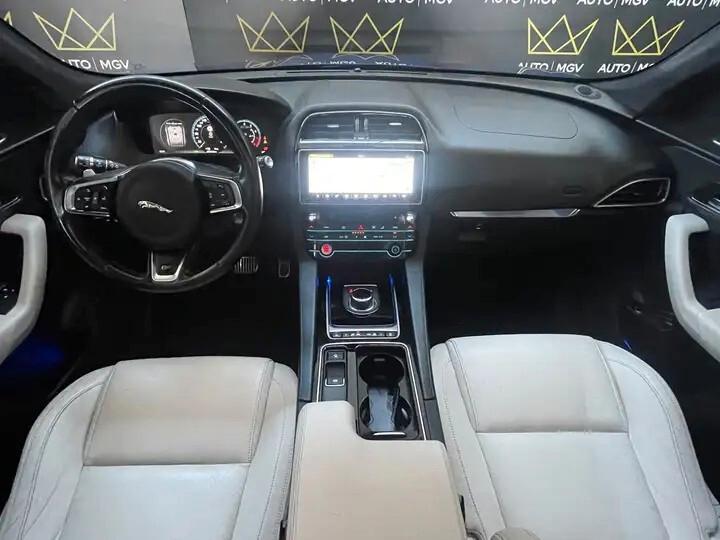 Jaguar F-Pace 3.0 V6 380 CV AWD aut. First Edition