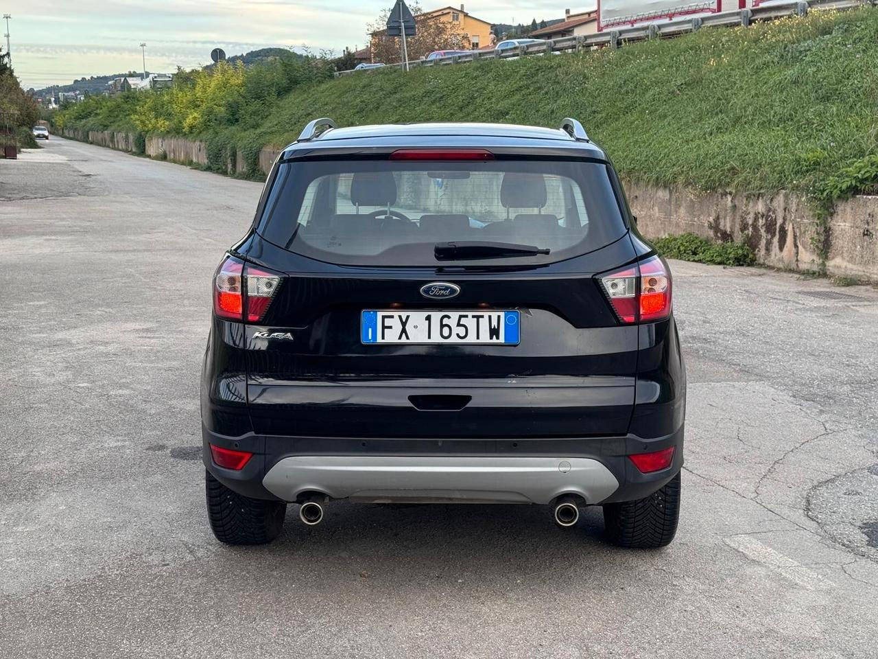 Ford Kuga 2.0 EcoBlue 120 CV aut. 2WD Titanium Business