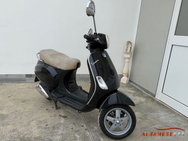 Piaggio Vespa 125 LX