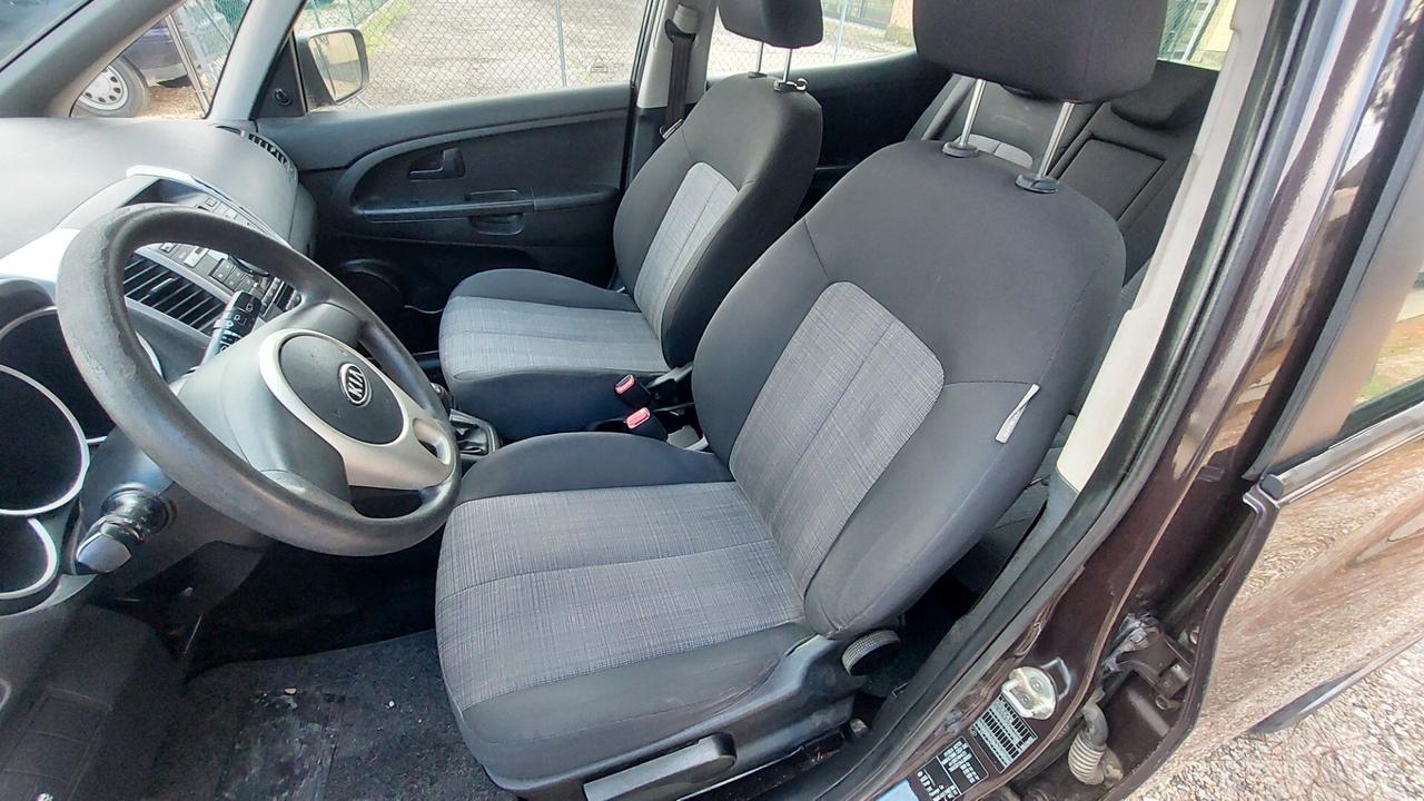 Kia Venga 1.4 CRDi 77CV WGT LX