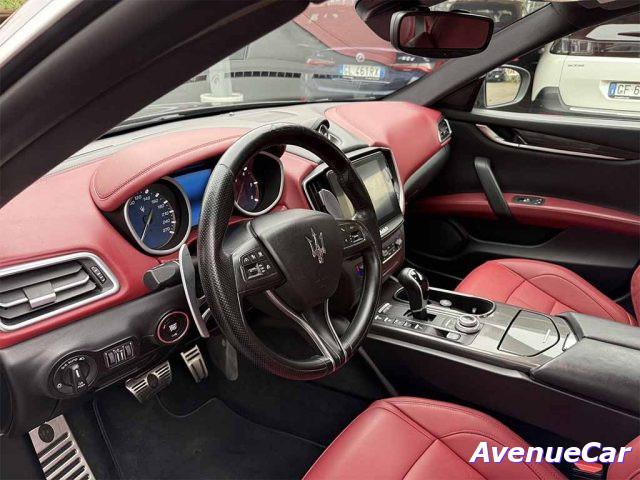 MASERATI Ghibli GRANSPORT TELECAMERA 360° CERCHI DA 20' CARPLAY